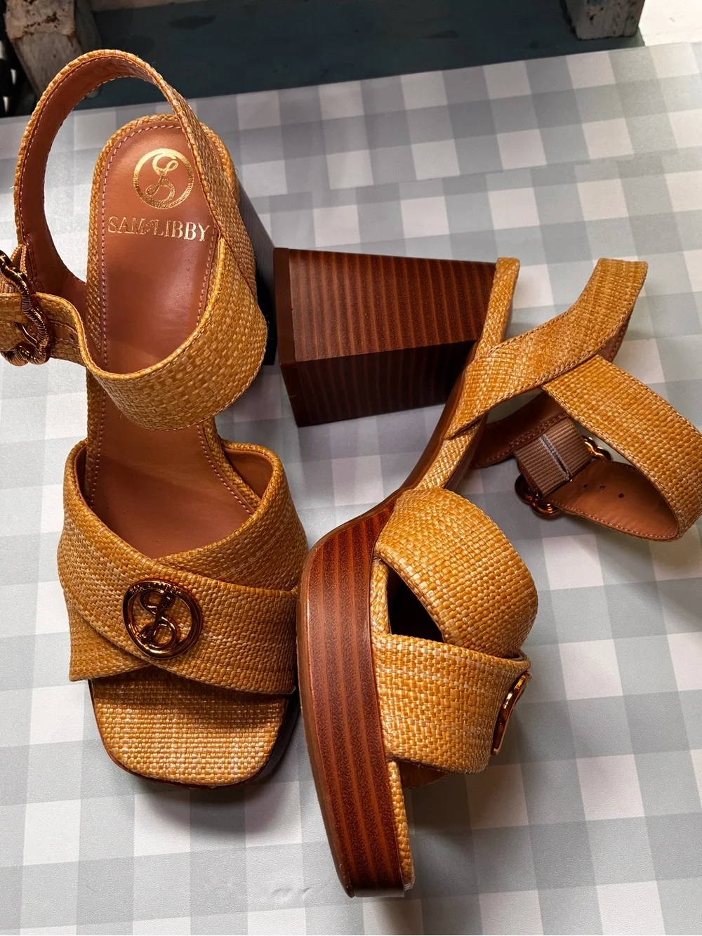 New Sam & Libby Kristy 8 Tan Woven raffia straw Slingback chunky heels sandals